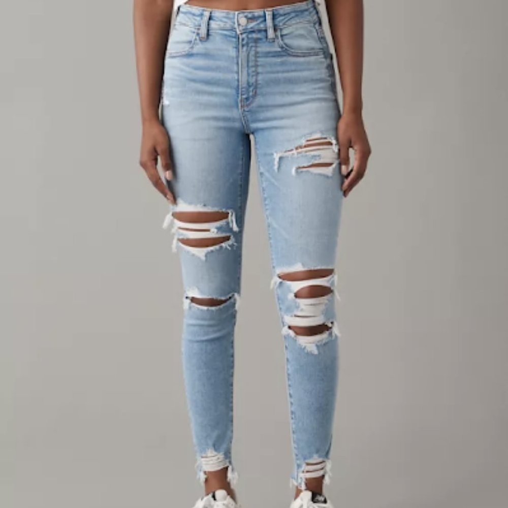 American Eagle Next Level Stretch Ripped Skinny Jeans Size 4